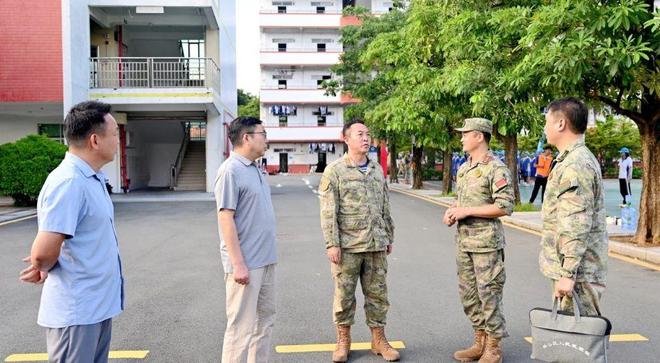 深圳职业技术学院深圳宝山技校新生军训半程风采来袭！