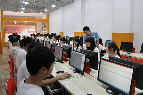 广东省高新技术高级技工学校